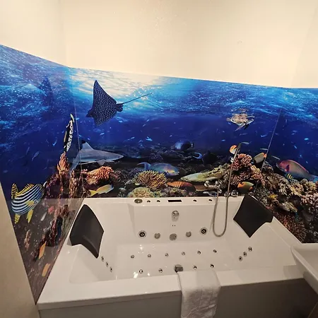 & Restaurant Krone فندق Rehau