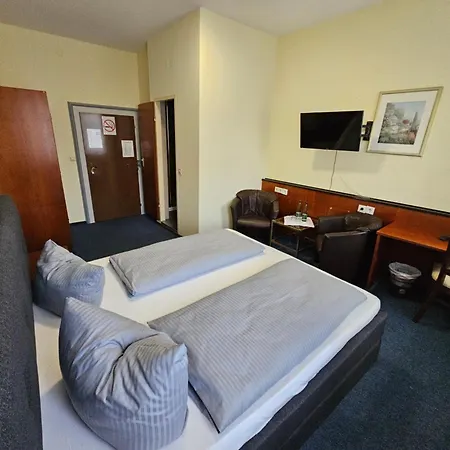 & Restaurant Krone فندق Rehau