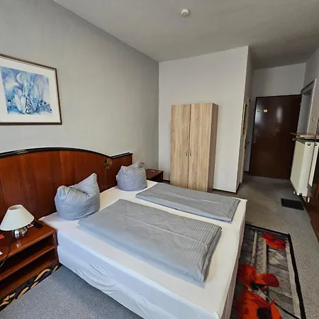 & Restaurant Krone Rehau